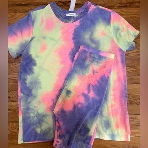 Two piece tie dye set NWT